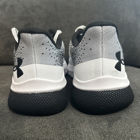 Under Armour HOVR Turbulence 2 Men 13 White Black Run Train Athletic 3026520-105 main image 4